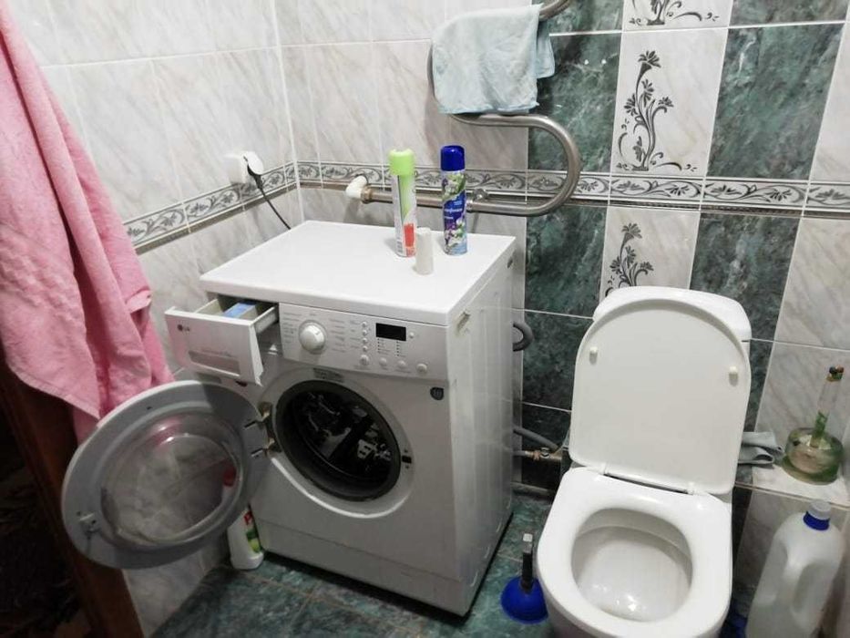 Сдам 3ком квартиру  в районе  Революция