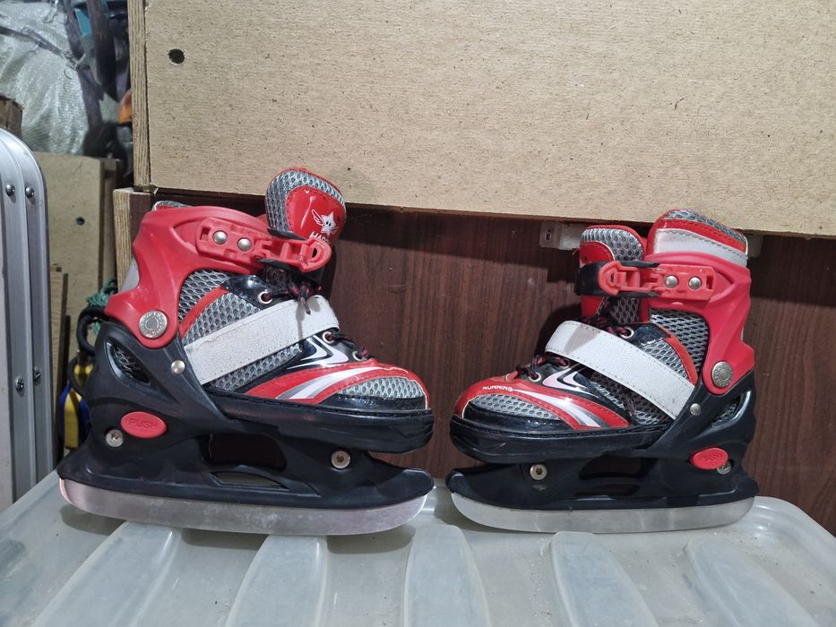 Продам коньки детские