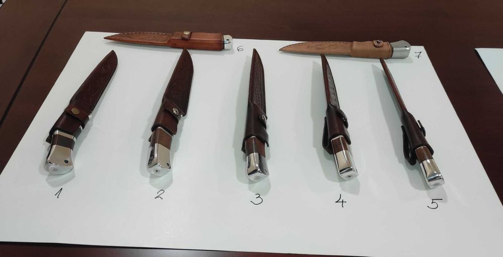 Ловни, кухненски, туристически ножове, нож с кания, ръчна изработка.