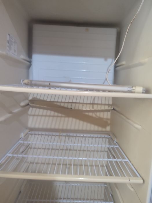 Холодильник Бирюса