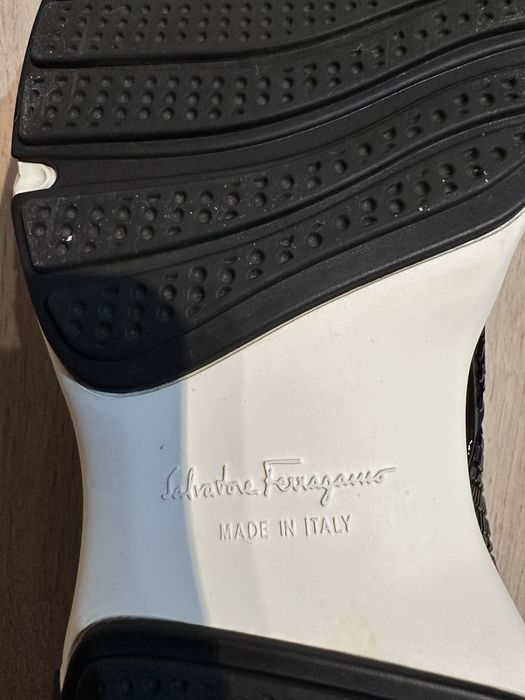 Sandale Salvatore Ferragamo