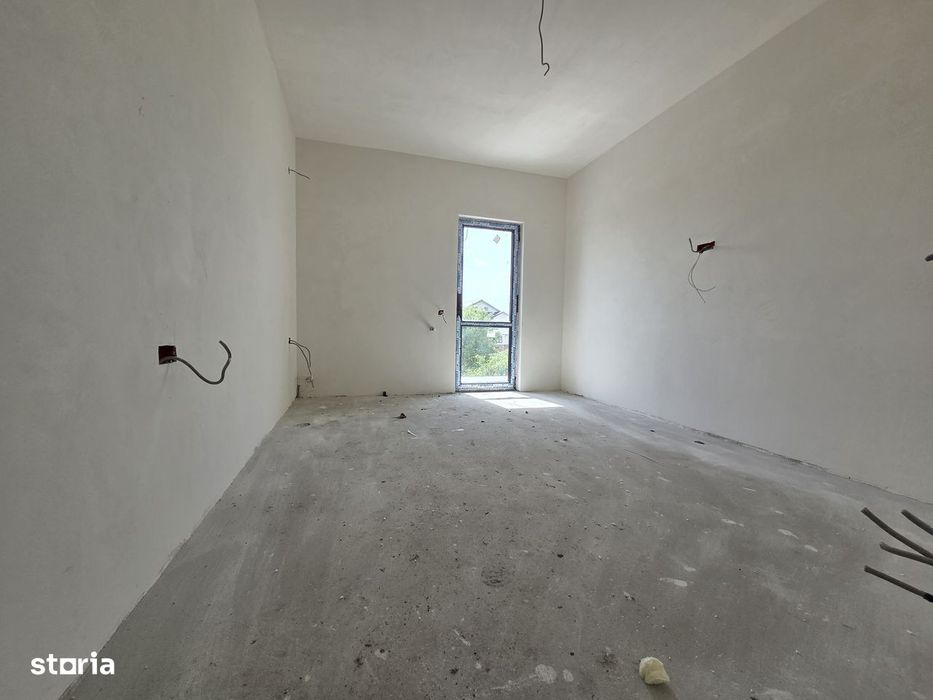 Casă duplex cu 4 dormitoare si mansarda 160 mp Cartier Independenței