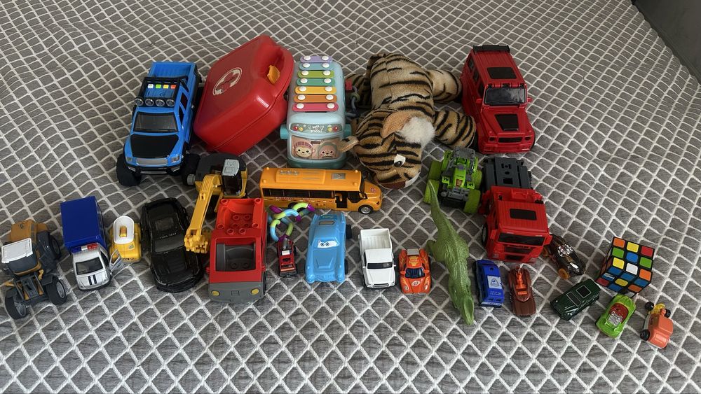 Отдам детские игрушки