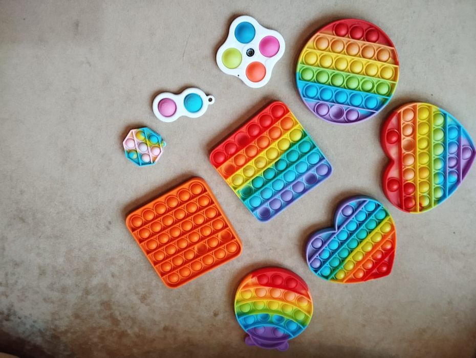 игрушки отдам за вкусняшку