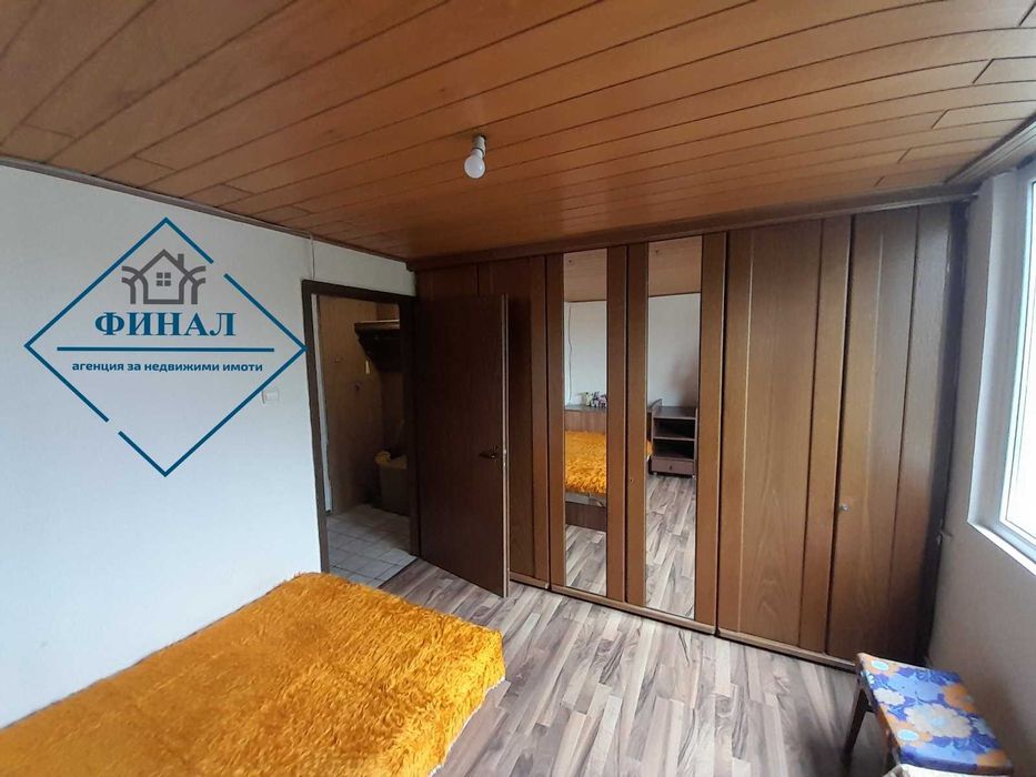 Продава се Двустаен апартамент в Шумен, Тракия - 67 кв.м за 1104 €/кв.м - Снимка #1