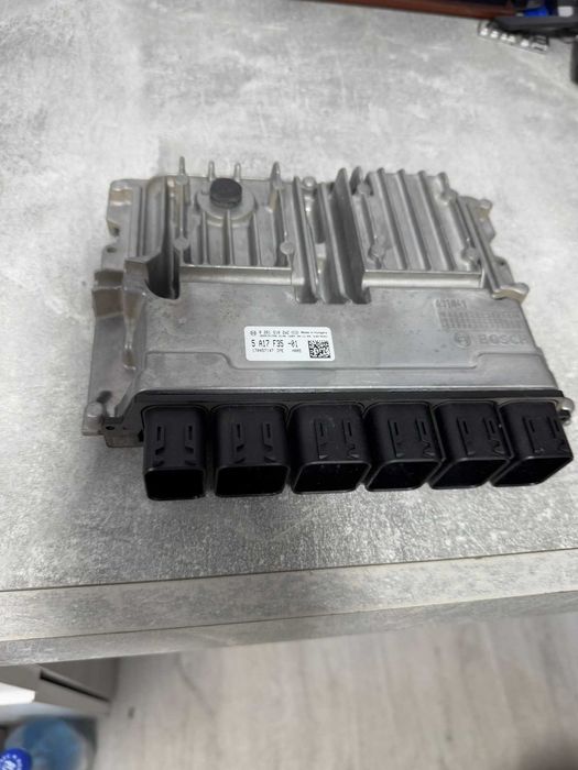 ECU cod 5A17F35/0261s102WZ pentru Mini Cooper 1.5 benzina An 2020