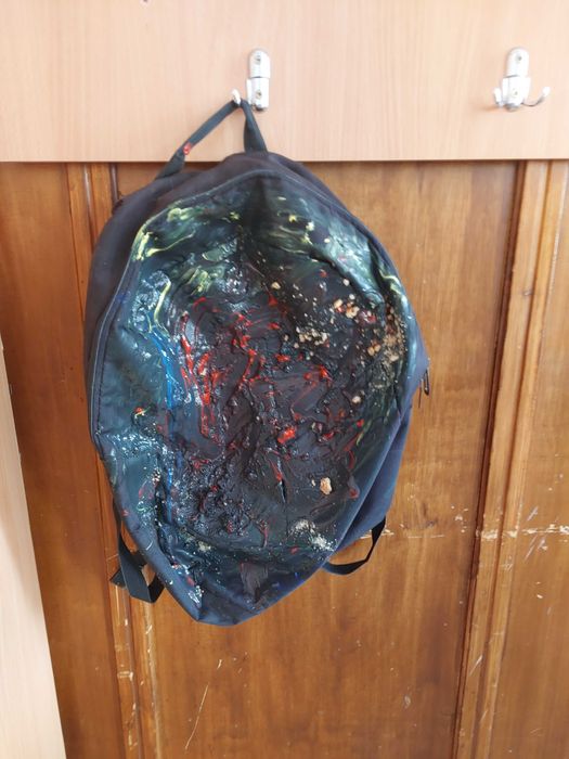 Geantă opium, artă modernă texturată