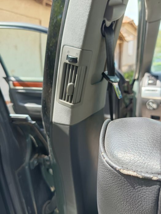 Продавам Volkswagen touareg 5000 TDI v10 на части