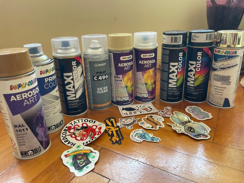 Спрей лак черен мат сребърен златен видове