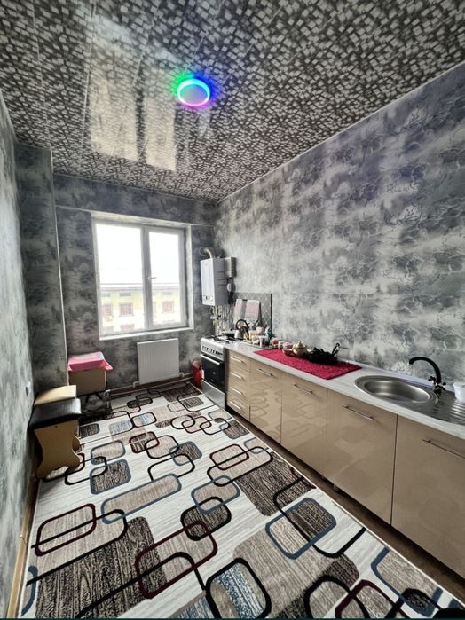 Srochna‼️2 xonali uy sotiladi!!! narxi kelishiladi