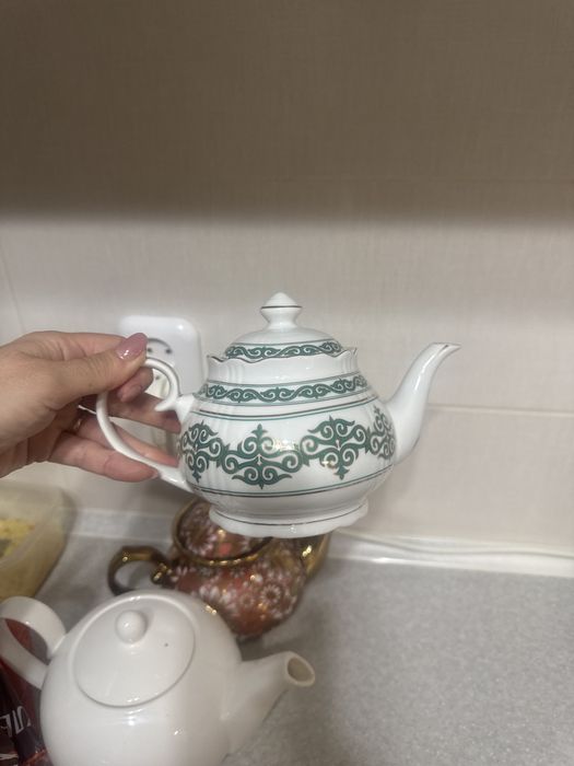 Продам чайники по 1000