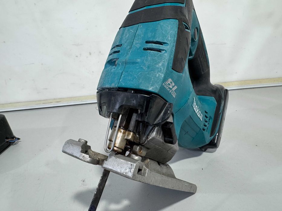 Зеге - Makita 18 V li ion BL