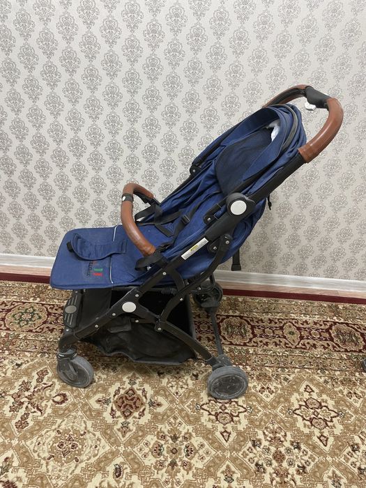 Продам коляску почти новый