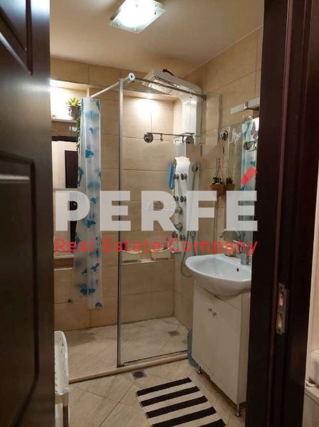 Дава се под наем Тристаен апартамент в Бургас, Лазур - 80 кв.м за 663 € - Снимка #5