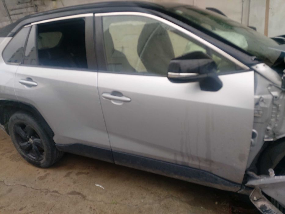 На Части Toyota rav4 XA50 hybrid Тойота Рав4