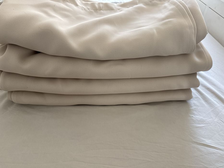 Material semiopac pretabil draperii/ fete de masa/ canapelr