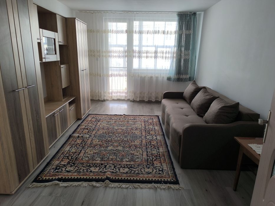 Apartament de închiriat
