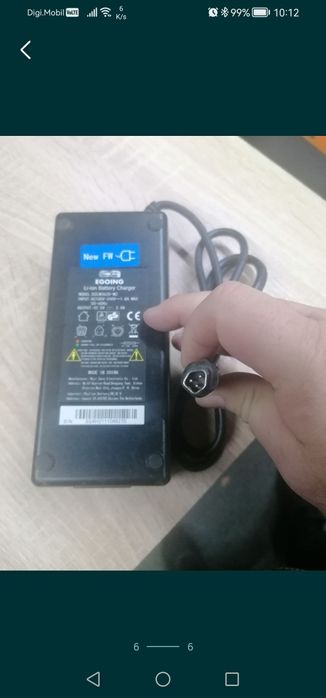 Încărcător 42V 2A trotinete și biciclete electrice