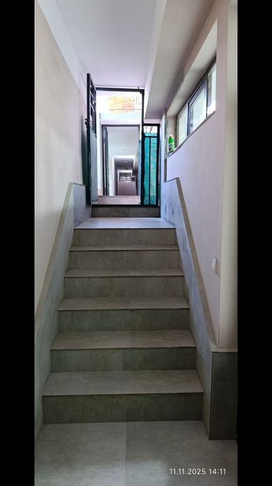 Подвальное помещение , можно отдельно.