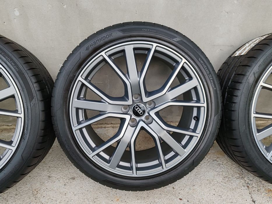 Ауди 20 цола, Audi Q3 , SQ3