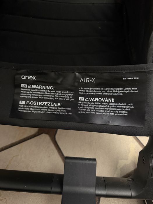 Коляска прогулочная Anex Air-X, черная