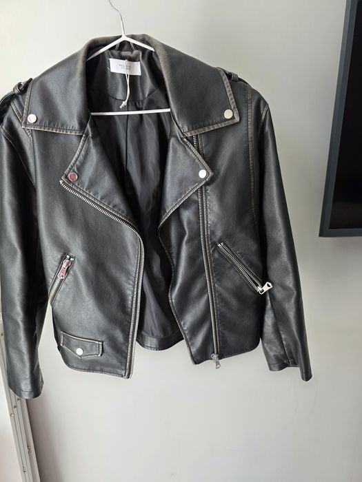 Кожанная куртка женская