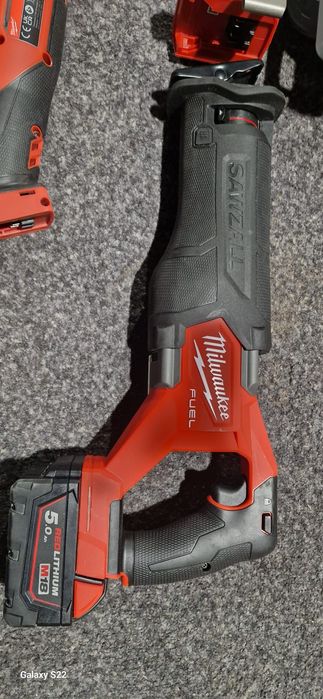 Milwaukee set scule pe 18 V