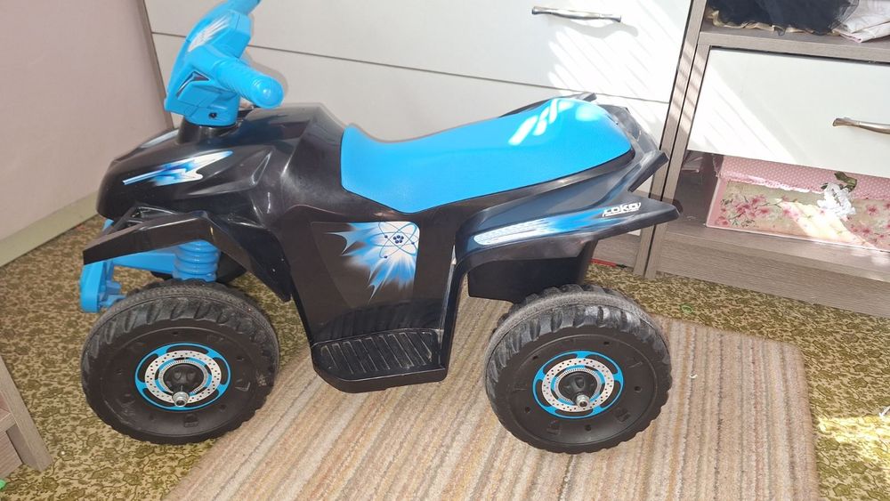 Акомулаторно атв за деца