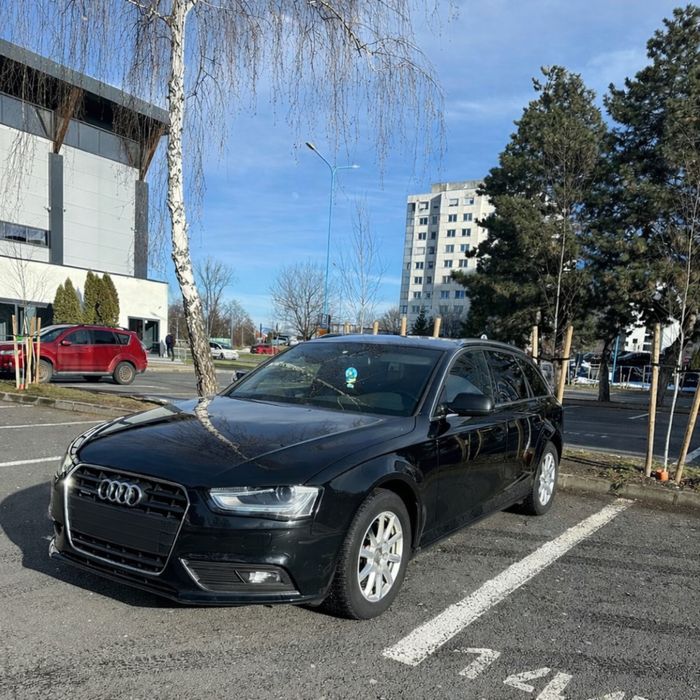 Audi A4 B8 Avant Quattro S-Tronic
