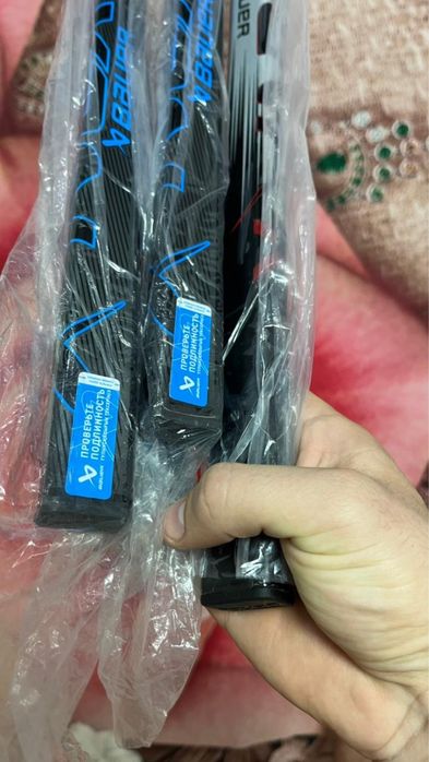 Клюшки хоккейные топовые Bauer