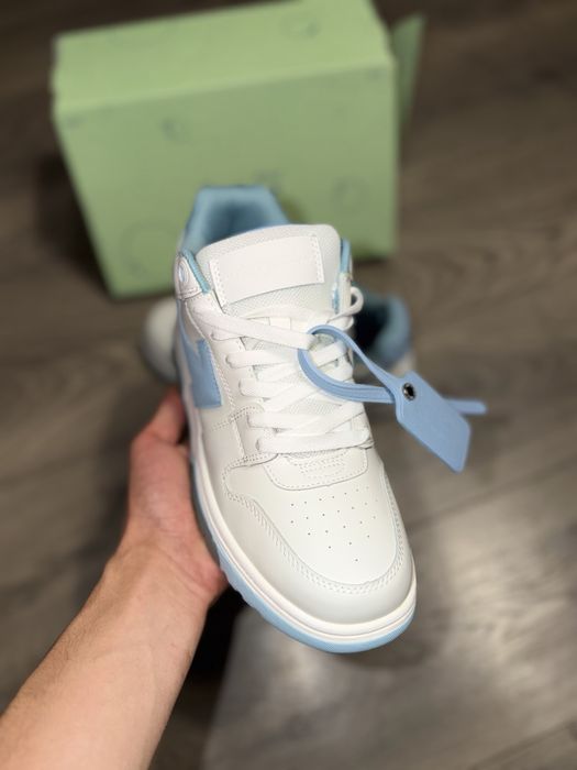 Off White