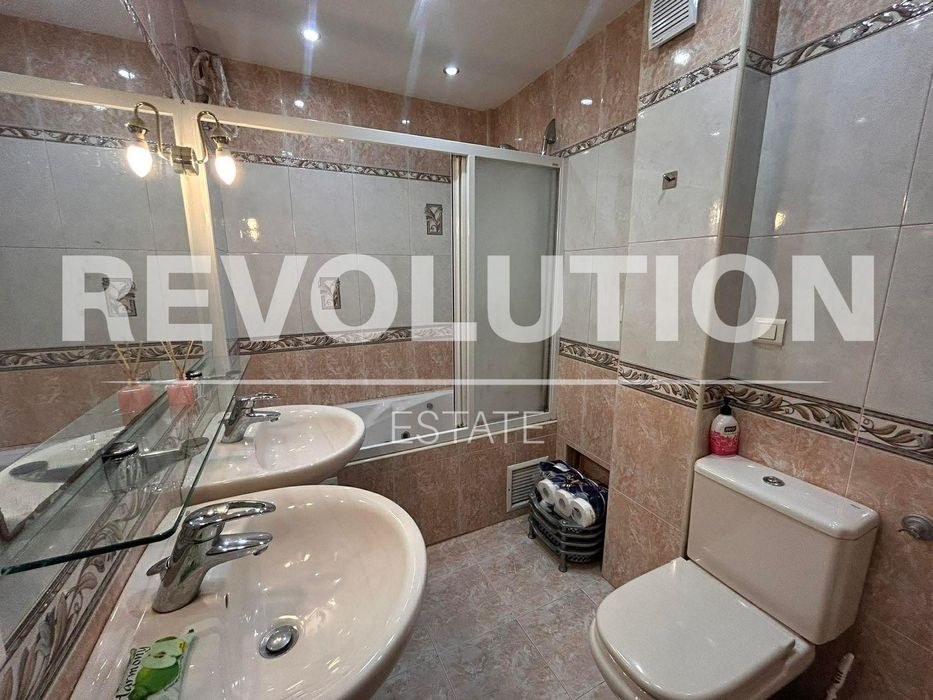 Четиристаен апартамент в района на Чаталджа!