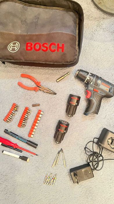 Set Bosch profesional – bormașină/înșurubare + accesorii