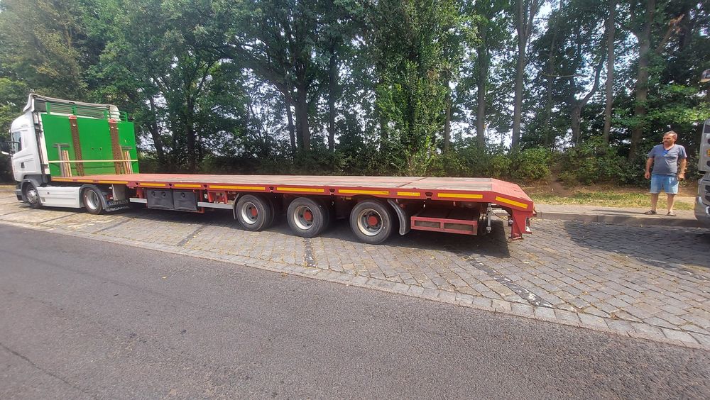 Trailer extensibil