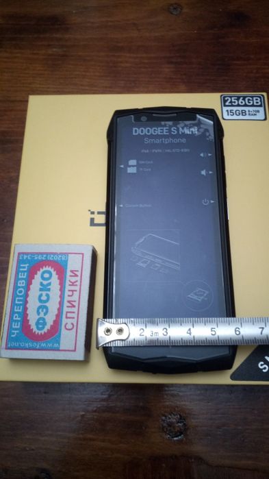 Продам смартфон DOOGEE S mini