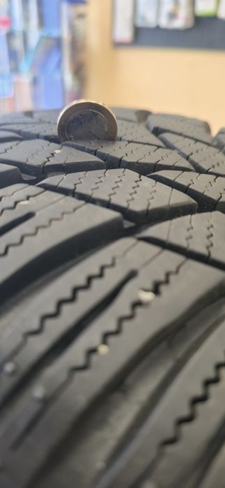 Лети джанти RIal 5x108 от 4x4 с гуми 235/55/17 Ford Kuga