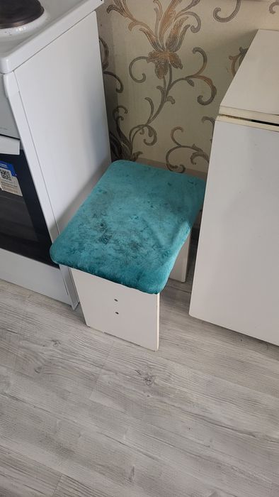 Продам шкаф, диван