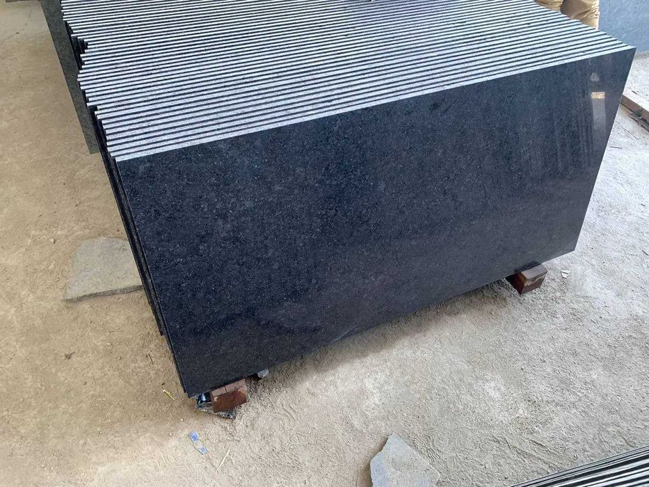 Гранит для цоколья/Ангола/Капуста/Коксарой/Тан бравн/Аш блек/Лабрадор