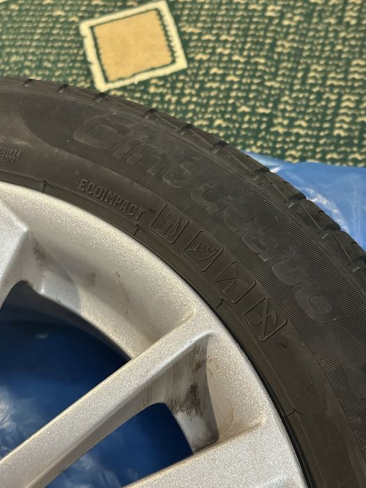 Продам летнюю резину с дисками