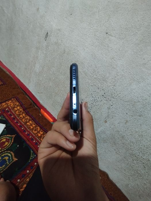 Infinix smart 6 plus holati yaxshi