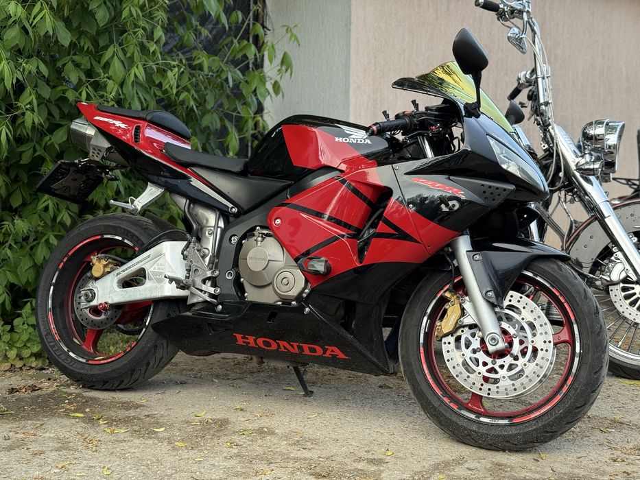 Vand/schimb Honda CBR 600 RR PC37 2004