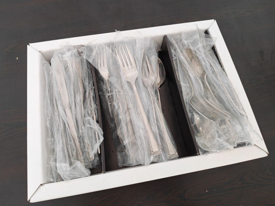 Комплект прибори за хранене B.C.R. от 36 части