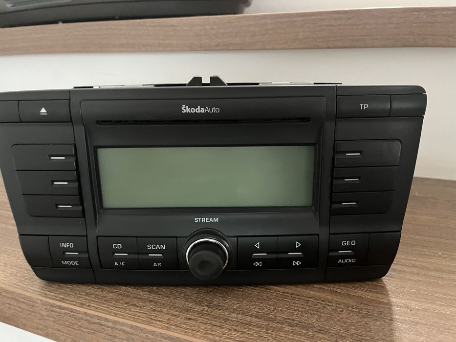 Vand CD player original Octavia 2