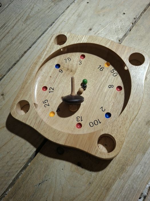 Joc,ruleta cu titirez