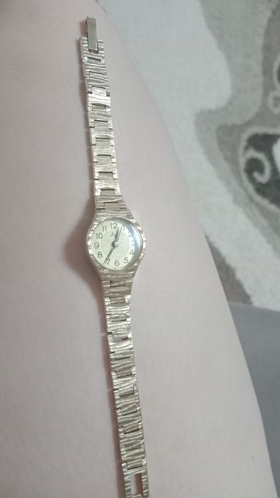 Продам часы Лучь позолоченные