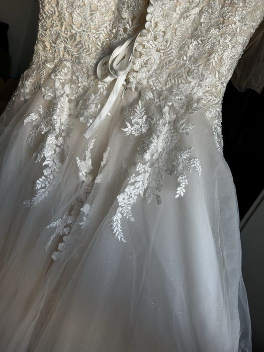 Vand rochie de mireasa