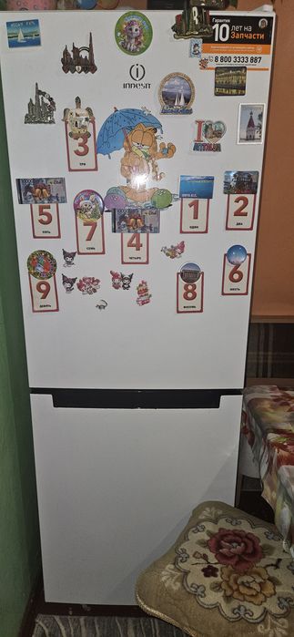Холодильник Indesit