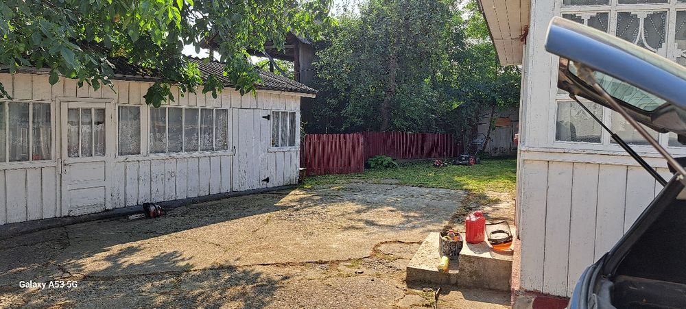 Vând casă în Străteni com Lozna