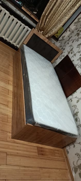 Kravat matrasi bilan 900.000 matrasiga 2 yil garantiya beramiza