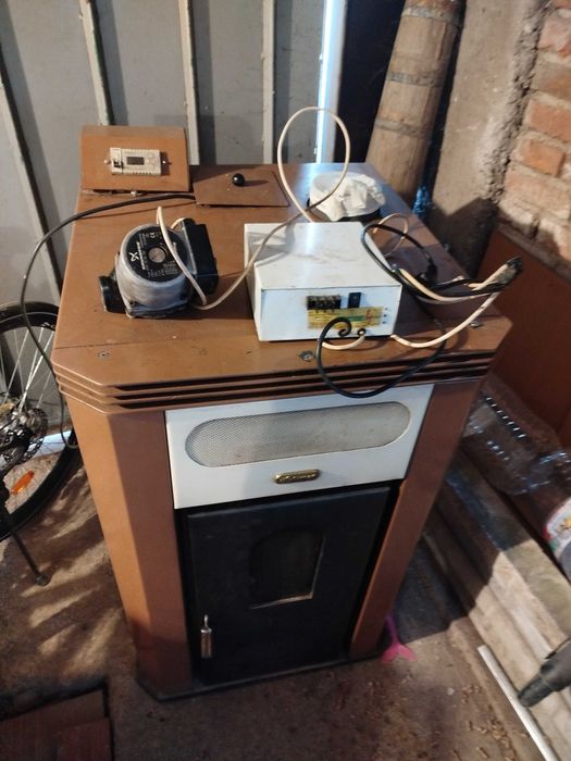 Пелетна камина diplomat